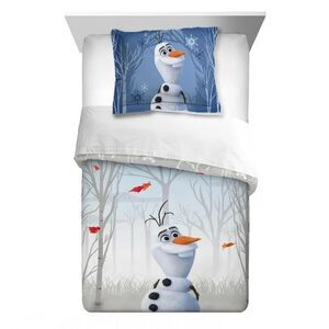 Disney Frozen Olaf Kids Comforter and Sham, 2-Piece Set, Twin/Full, Reversible